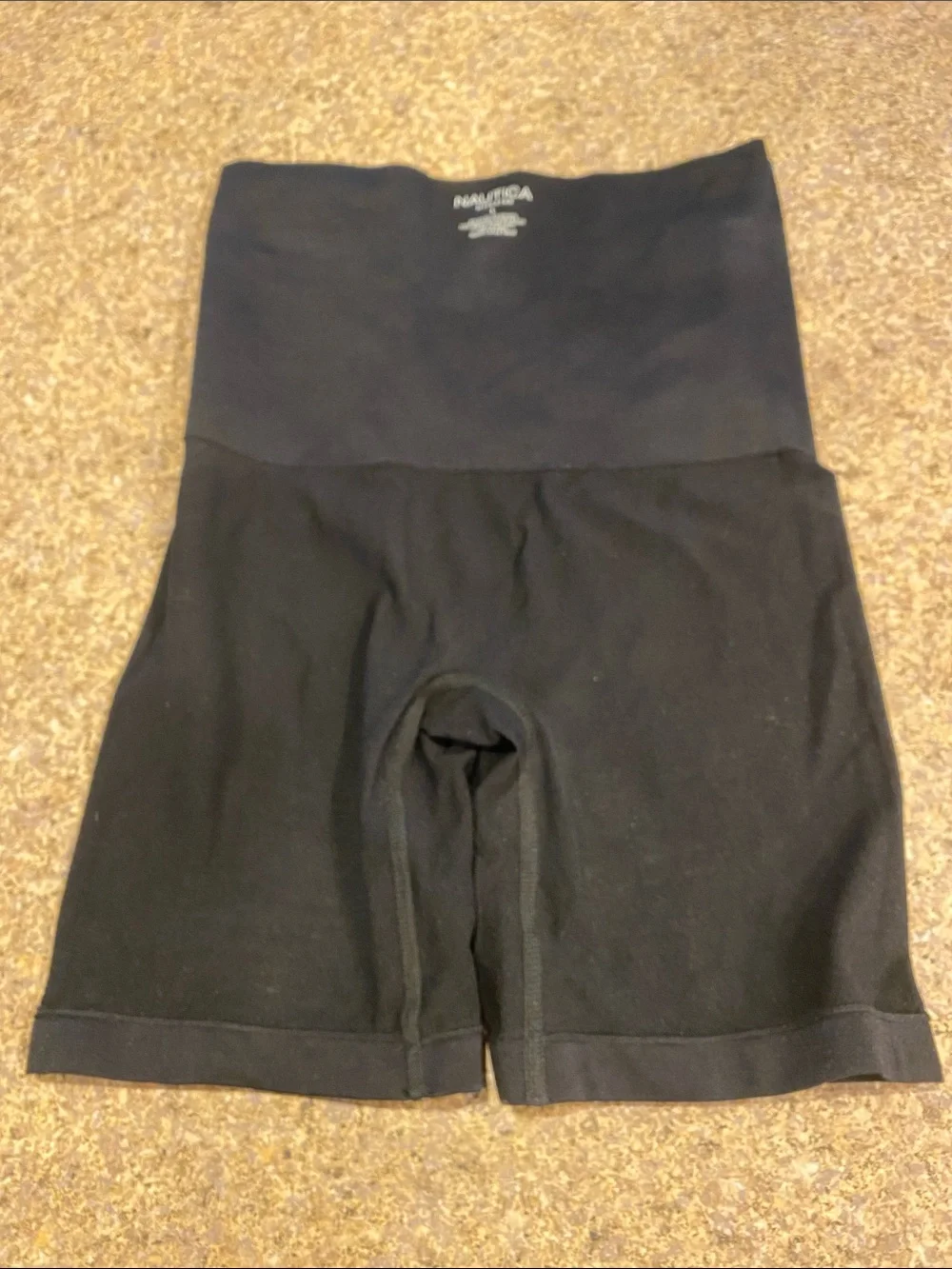 Nautica Intimates Smoothing Slimming Undergarment Shorts Black Large MUSTY SMELL